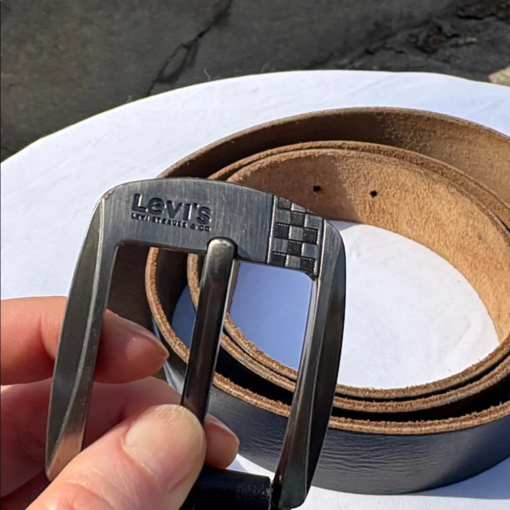 Levi’s Black Raw-edge Leather Belt Size 41-47”
